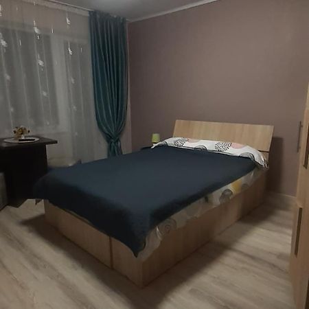 Studio Ultracentral Cu Balcon Onesti Eksteriør bilde